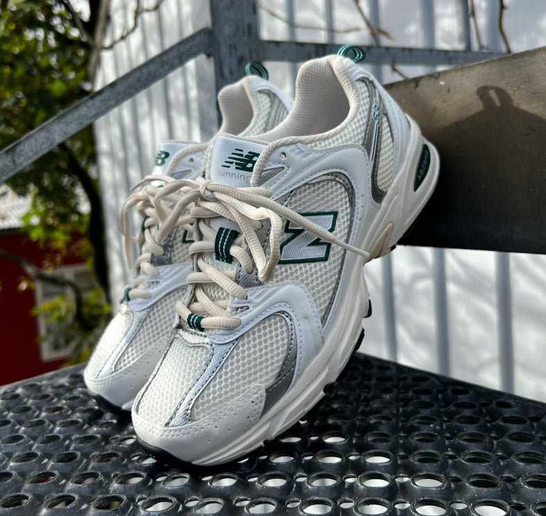 New Balance 530 Sea Salt with White and Marsh Green MR530SX