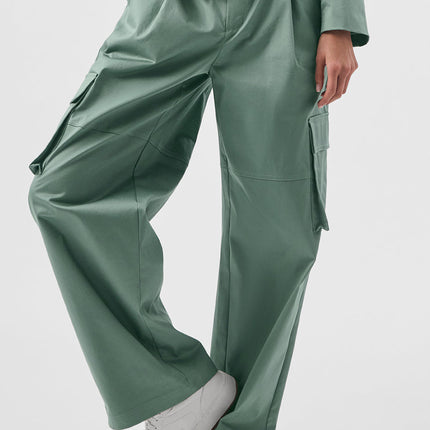 alo Women's High-Waist Night Out Cargo Trouser - Botanical Green