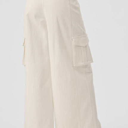 alo Women's Show Off Cargo Wide Leg Trouser (Long) - Ivory
