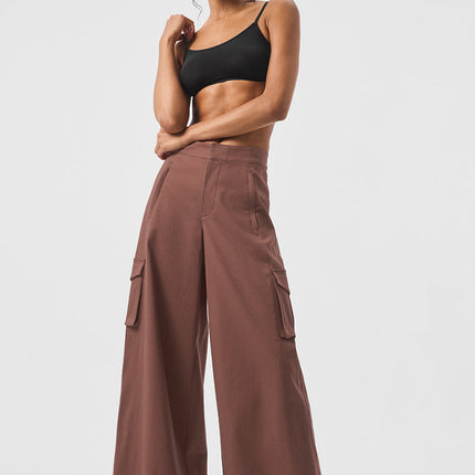 alo Women's Show Off Cargo Wide Leg Trouser - Chestnut