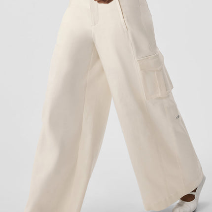 alo Women's Show Off Cargo Wide Leg Trouser (Regular) - Ivory