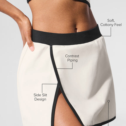 alo Women's Airbrush Streamlined Skirt - Ivory/Black