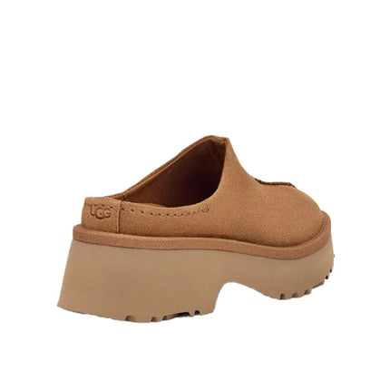 UGG Women's New Heights Clog Chestnut