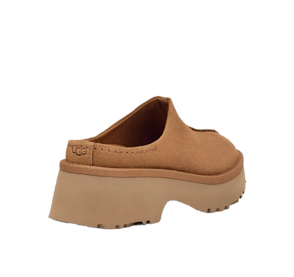 UGG Women's New Heights Clog Chestnut