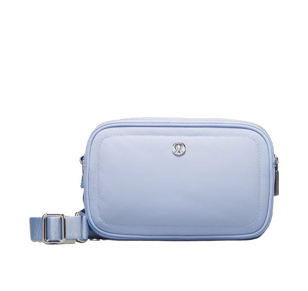 lululemon  Women's Crossbody Camera Bag 2L Blue Linen