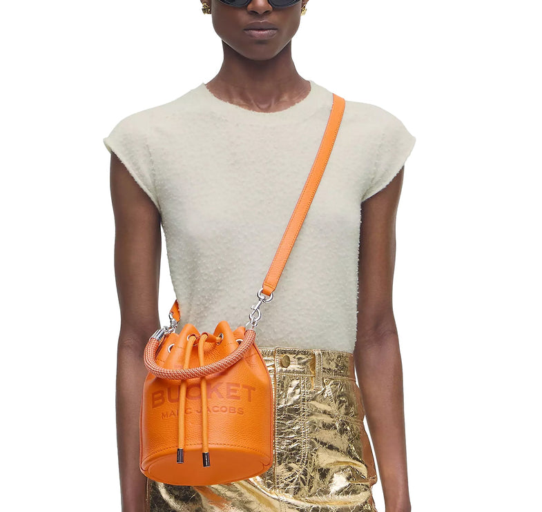 Marc Jacobs Women's The Leather Bucket Bag Tangerine