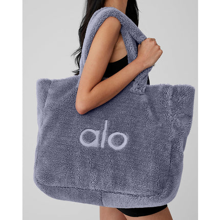 Alo Yoga Women's Foxy Sherpa Tote Fog