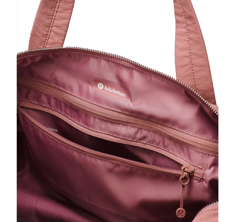 lululemon Women's On My Level Barrel Duffle Bag 16L Spiced Chai