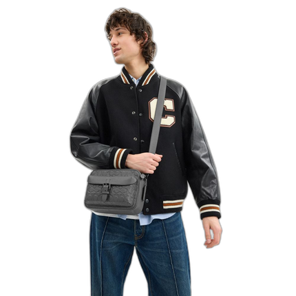 CAJ83 1JCHR