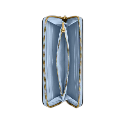 CS032 B4PUB