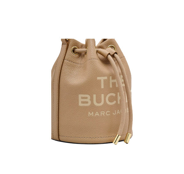 Marc Jacobs Women's The Leather Bucket Bag Camel