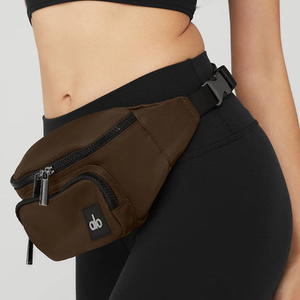 Alo Yoga Women's Explorer Fanny Pack Espresso