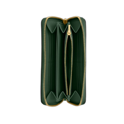 CR547 B4AR2