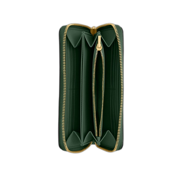 CR547 B4AR2