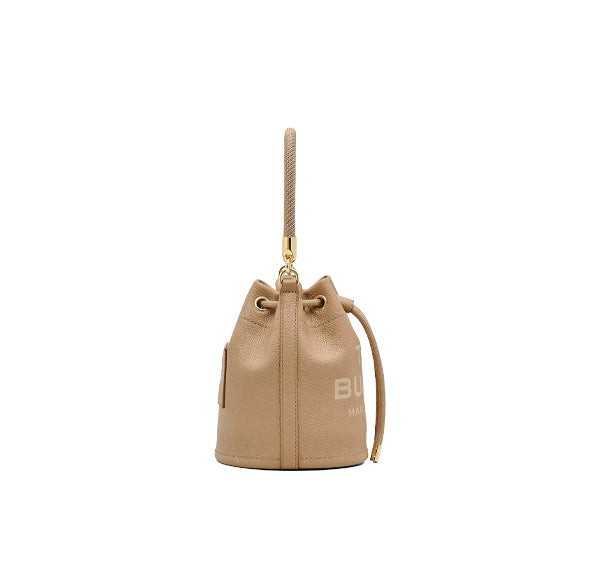 Marc Jacobs Women's The Leather Bucket Bag Camel