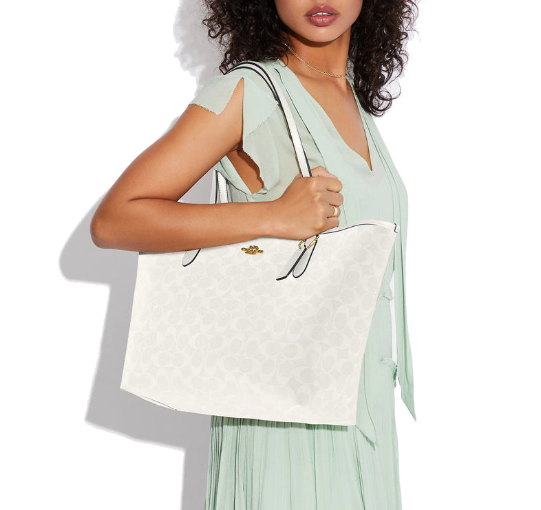 Coach Women's City Tote In Signature Canvas Gold/Chalk/Glacierwhite