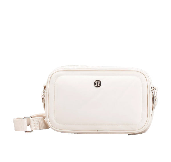 lululemon  Women's Crossbody Camera Bag 2L White Opal