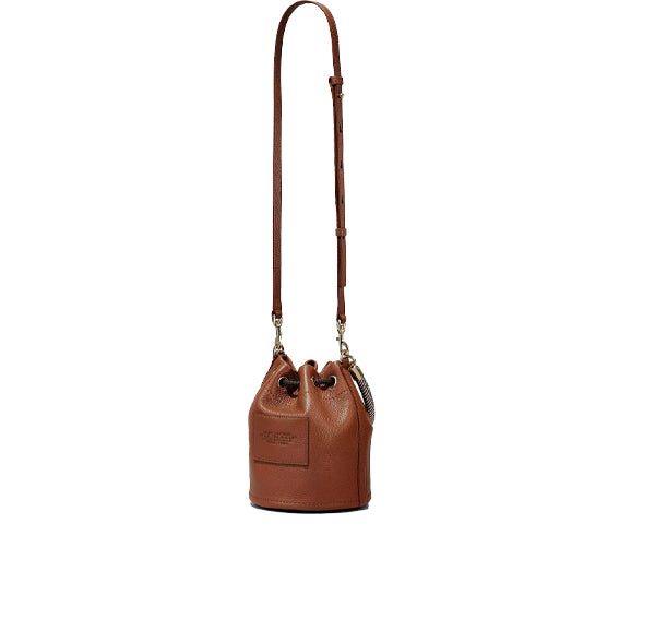 Marc Jacobs Women's The Leather Bucket Bag Argan Oil