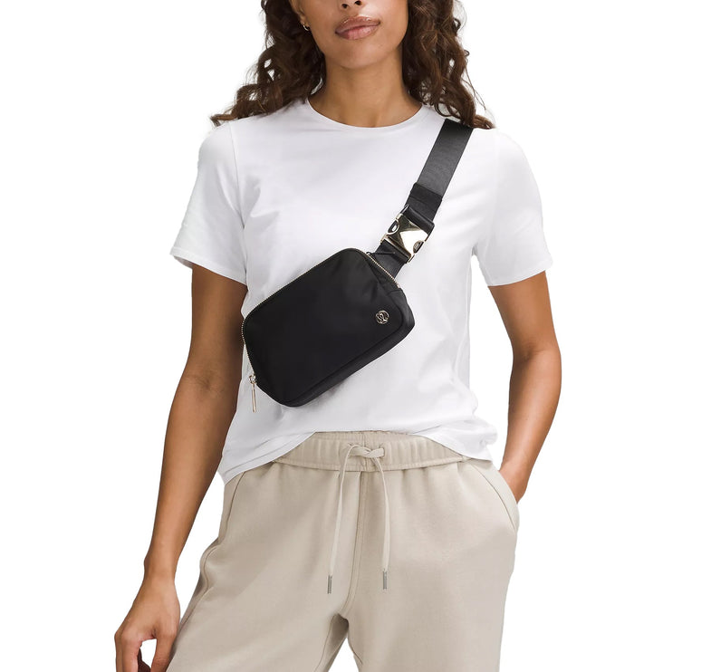 lululemon Unisex Everywhere Belt Bag 1L Metal Hardware Black/Gold