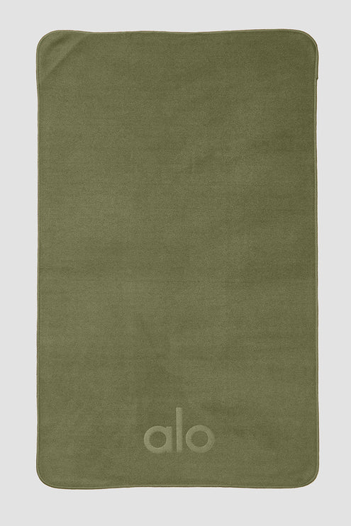 alo Men's Performance No Sweat Hand Towel - Jungle
