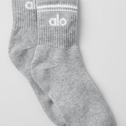 alo Women's Unisex Half-Crew Throwback Sock - Athletic Heather Grey/White