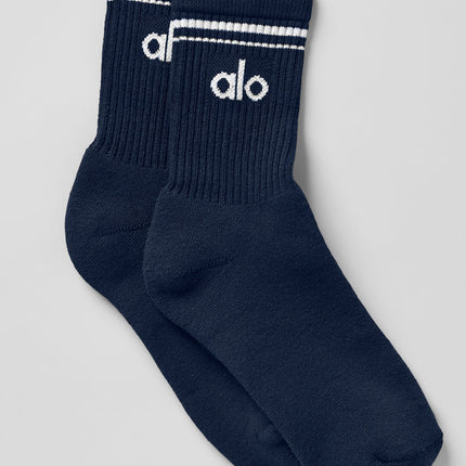 alo Women's Unisex Half-Crew Throwback Sock - Navy/White