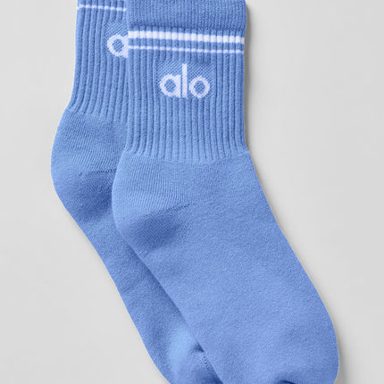 alo Women's Unisex Half-Crew Throwback Sock - Crystal Clear Blue/White
