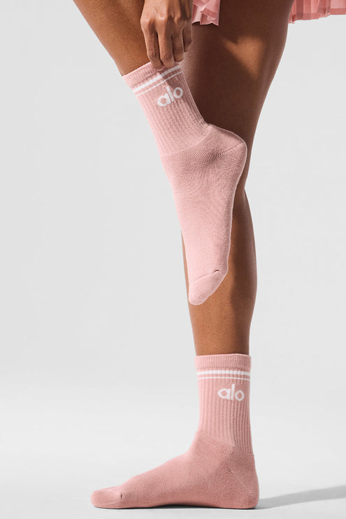 alo Women's Unisex Half-Crew Throwback Sock - Pink Quartz/White