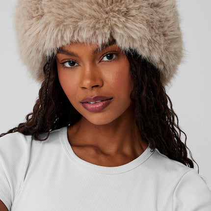 alo Women's Faux Fur Wintersun Headband - Oat