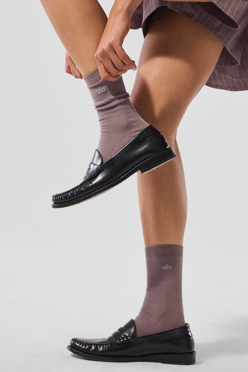 alo Women's Unisex Half-Crew Understated Sock - Mushroom