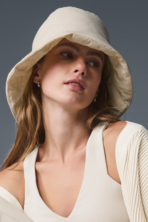 alo Men's Good Shade Puffer Bucket Hat - Oat Milk