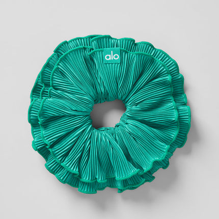 alo Women's Micro Plisse Oversize Scrunchie - Spruce Green
