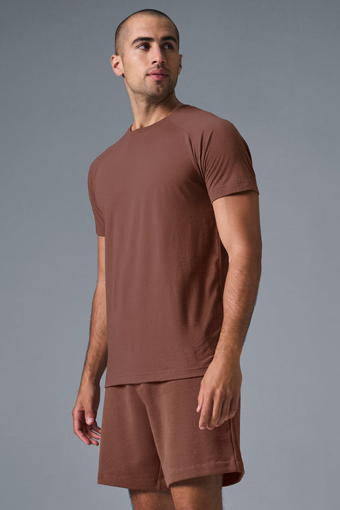 alo Men's Triumph Raglan Tee - Chestnut