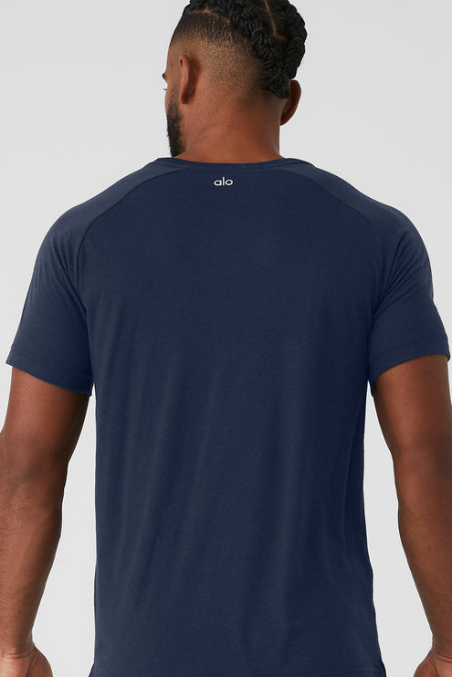 alo Men's Triumph Raglan Tee - Navy