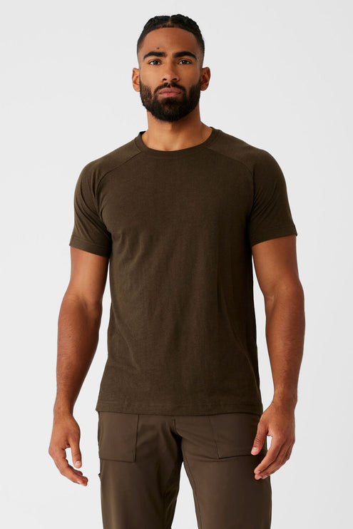 alo Men's Triumph Raglan Tee - Espresso