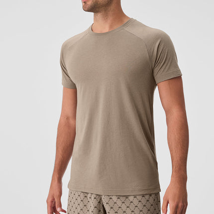alo Men's Triumph Raglan Tee - Gravel
