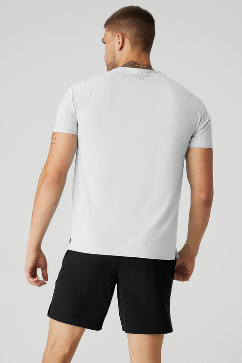alo Men's Idol Performance Tee - Titanium