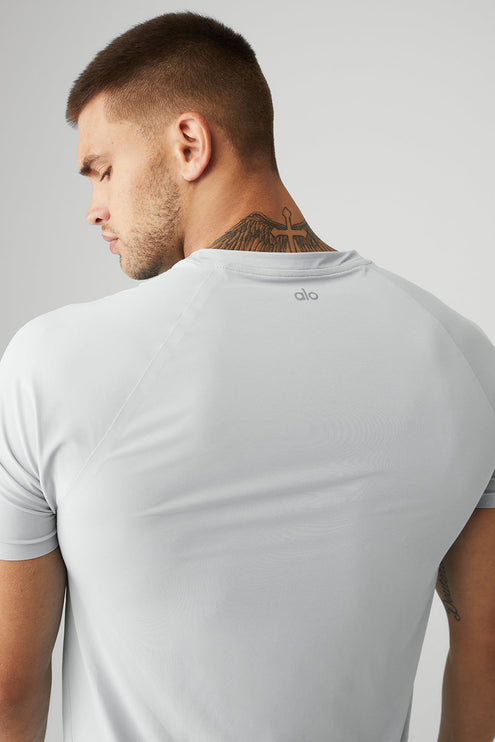 alo Men's Idol Performance Tee - Titanium