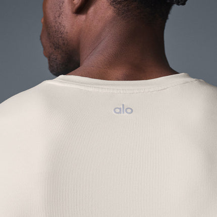 alo Men's Conquer Reform Crewneck Short Sleeve - Bone