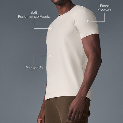 alo Men's Conquer Reform Crewneck Short Sleeve - Bone