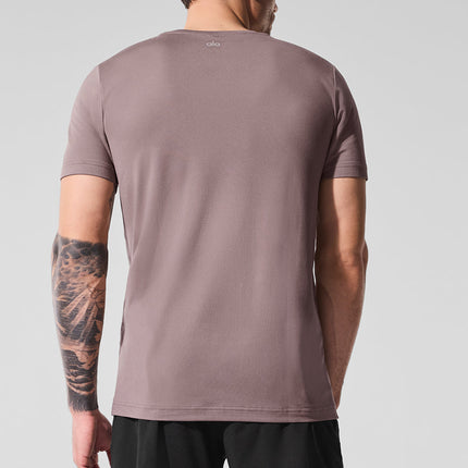 alo Men's Conquer Reform Crewneck Short Sleeve - Mushroom