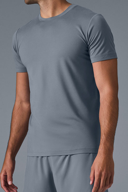 alo Men's Conquer Reform Crewneck Short Sleeve - Steel Grey