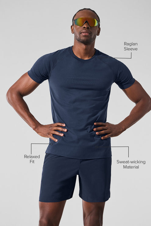 alo Men's Alo Vapor Crewneck Short Sleeve - Navy