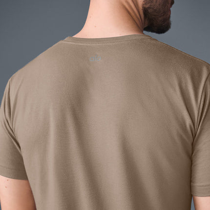 alo Men's Triumph Tee - Gravel