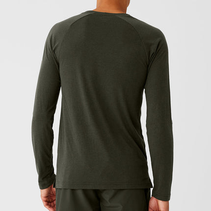 alo Men's Triumph Long Sleeve Tee - Stealth Green