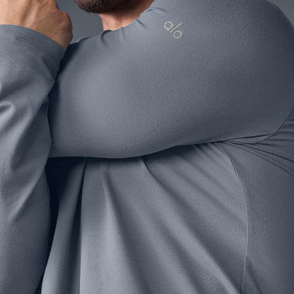alo Men's Conquer Reform Long Sleeve With Hood - Steel Grey