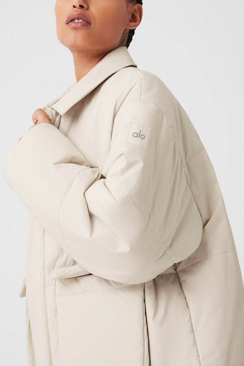 alo Women's Voyage Utility Cargo Jacket - Bone