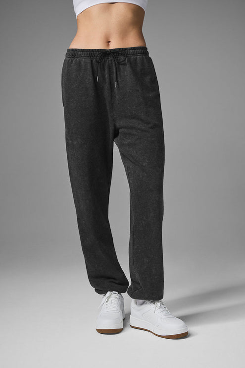 alo Women's Chill Vintage Wash Sweatpant - Black Wash