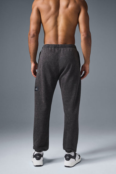 alo Men's Chill Vintage Wash Sweatpant - Black Wash
