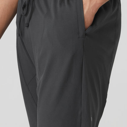 alo Men's Conquer Revitalize Pant - Anthracite